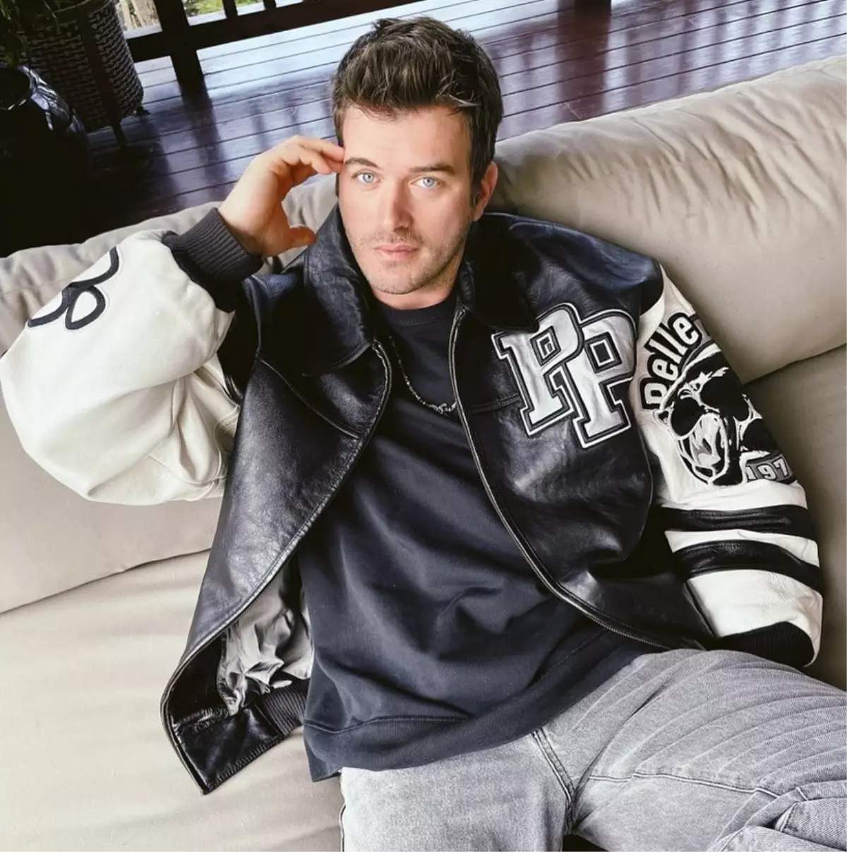 Hepsiburada'nın Marka Yüzü Kıvanç Tatlıtuğ Oldu!