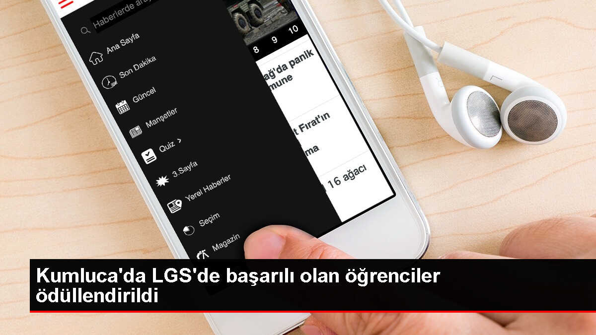 Kumluca'da Liselere Geçiş Sistemi (LGS) Başarılı Öğrencilere Ödül Verildi