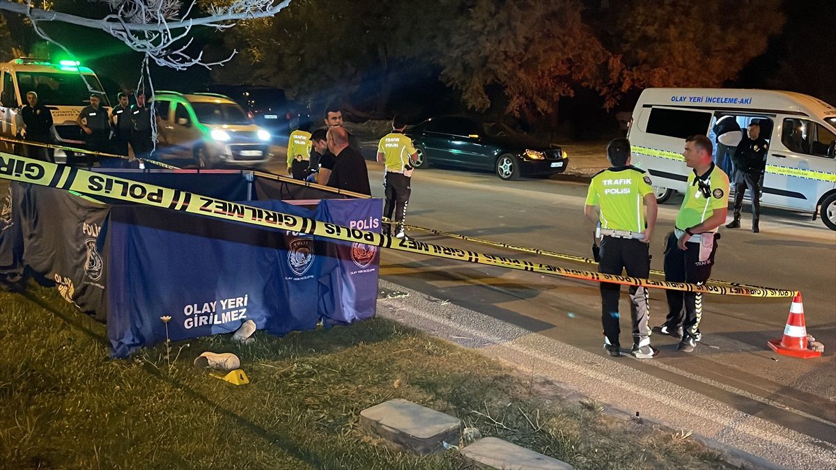 Kütahya'da İran uyruklu genç otomobil kazasında hayatını kaybetti