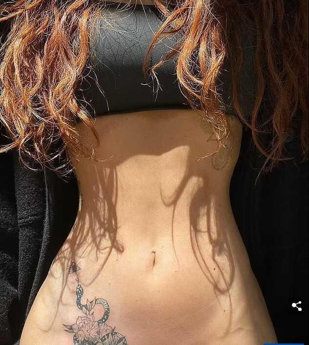 Oyuncu Megan Fox eski kocası için yaptırdığı dövmeyi başak bir dövme ile kapattı Oyuncu Megan Fox eski kocası için yaptırdığı dövmeyi başak bir dövme ile kapattı