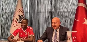 Samsunspor, Gineli sağ bek Nanu ile sözleşme imzaladı