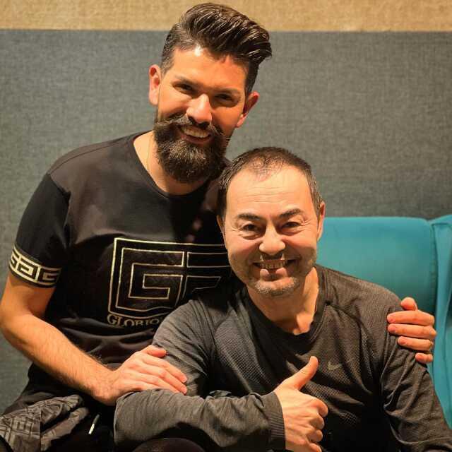 Serdar Ortaç'ın klibinde kullanılan tabut çalındı! Hırsızın notu pes dedirtti: Anı olarak aldım Serdar Ortaç'ın klibinde kullanılan tabut çalındı! Hırsızın notu pes dedirtti: Anı olarak aldım