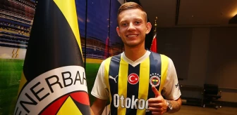 Son Dakika: Fenerbahçe, Sebastian Szymanski ile 4 yıllık sözleşme imzaladı