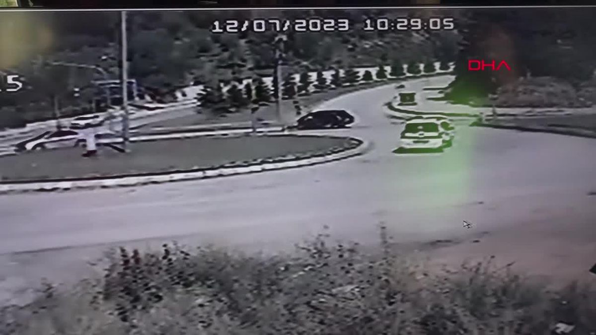Tokat'ta Kırmızı Işık İhlali Yapan Otomobil Kazaya Neden Oldu