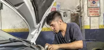 17 Yaşındaki Öğrenci, Diş Tedavisi İçin Okulunu Bıraktı
