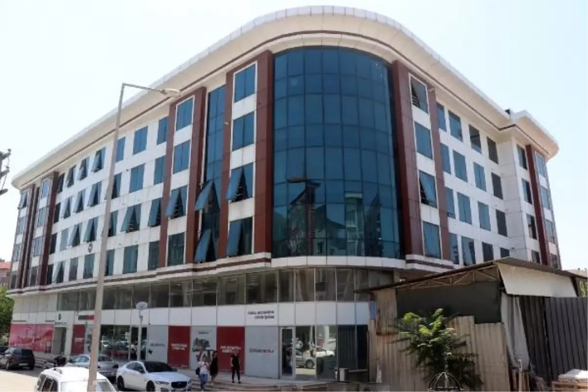 Edirne'de Avukat Ünal Eral İçin Tören Düzenlendi