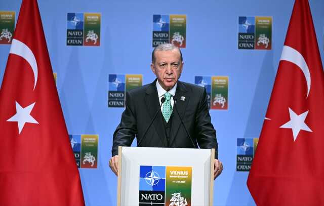 Erdoğan'ın NATO zirvesindeki adımları İngiliz medyasında gündem oldu: Hedeflerinin çok ötesine uzanıyor