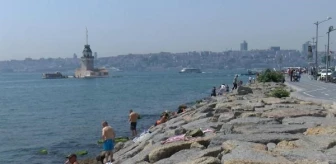 İstanbul'da Sıcak Hava Nedeniyle Vatandaşlar Sahillere Akın Etti