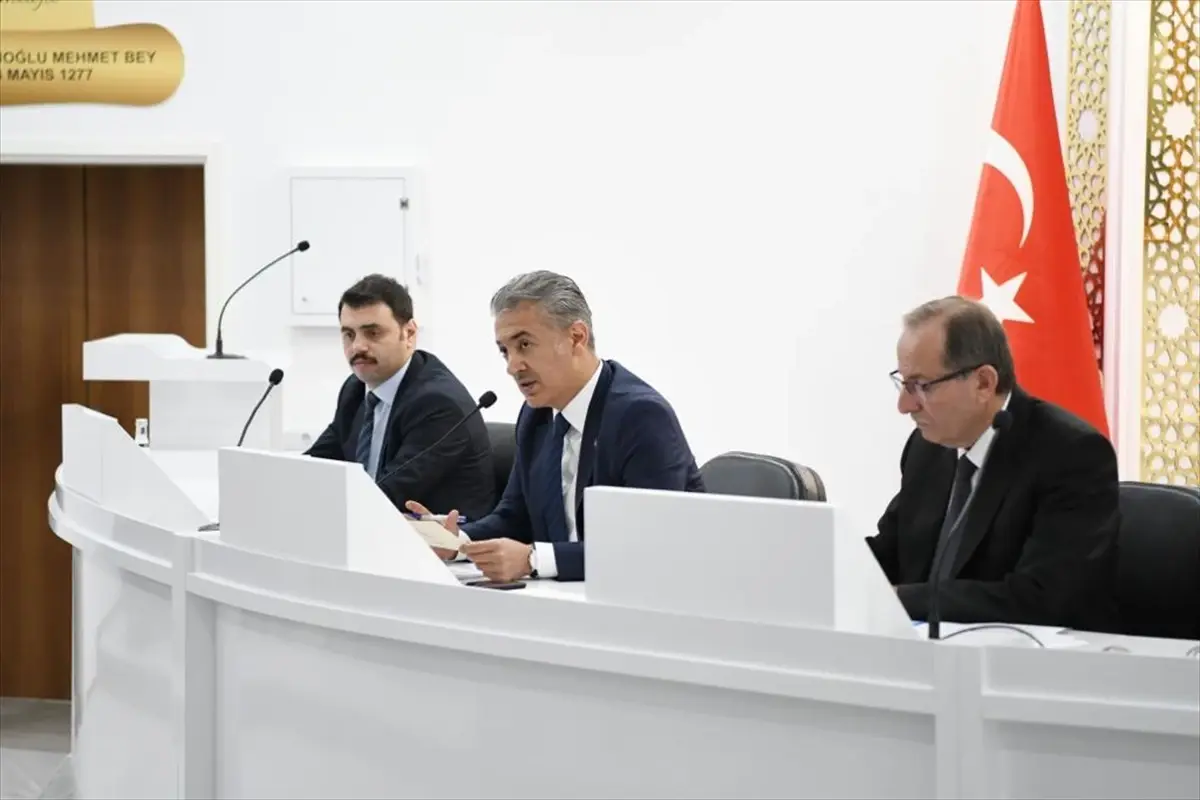 Karaman Valisi Tuncay Akkoyun Köy Muhtarlarıyla Toplantı Yaptı