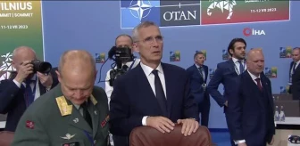 NATO liderleri zirvenin ikinci oturumuna katıldı