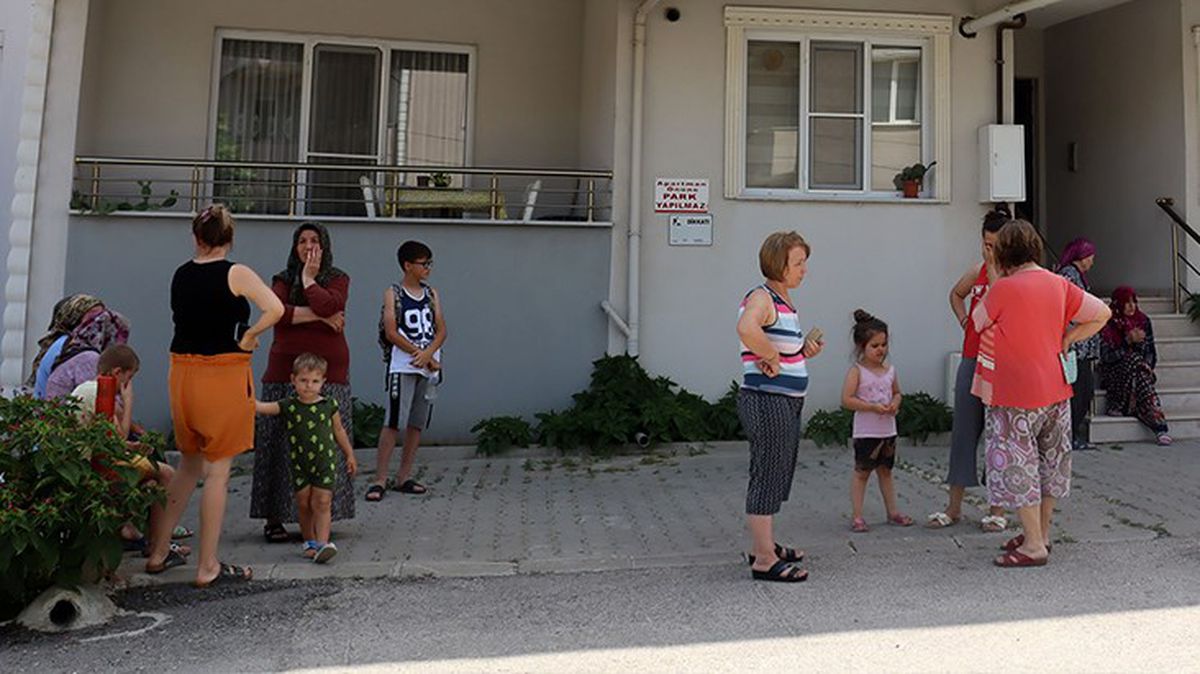 Edirne'de 7 aylık bebek, ana kucağından düşerek hayatını kaybetti