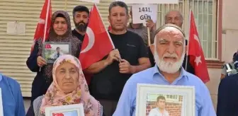 Diyarbakır'da HDP binası önünde evlat nöbeti tutan ailelerin sayısı 364'e yükseldi