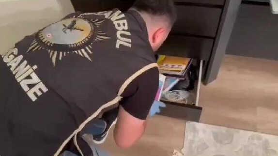 MİT ve Emniyet'ten kritik operasyon! Elebaşı Gülen'in yakınları hücre evinde kıskıvrak yakalandı