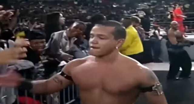 Rey Mysterio maskesiz hali! (GERÇEK YÜZÜ) Rey Mysterio maskesiz yüzü nasıl, görüntüsü var mı?