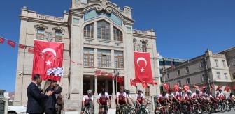 Şehit Ömer Halisdemir Ulusal Bisiklet Turu'na katılan sporcular Aksaray'a ulaştı