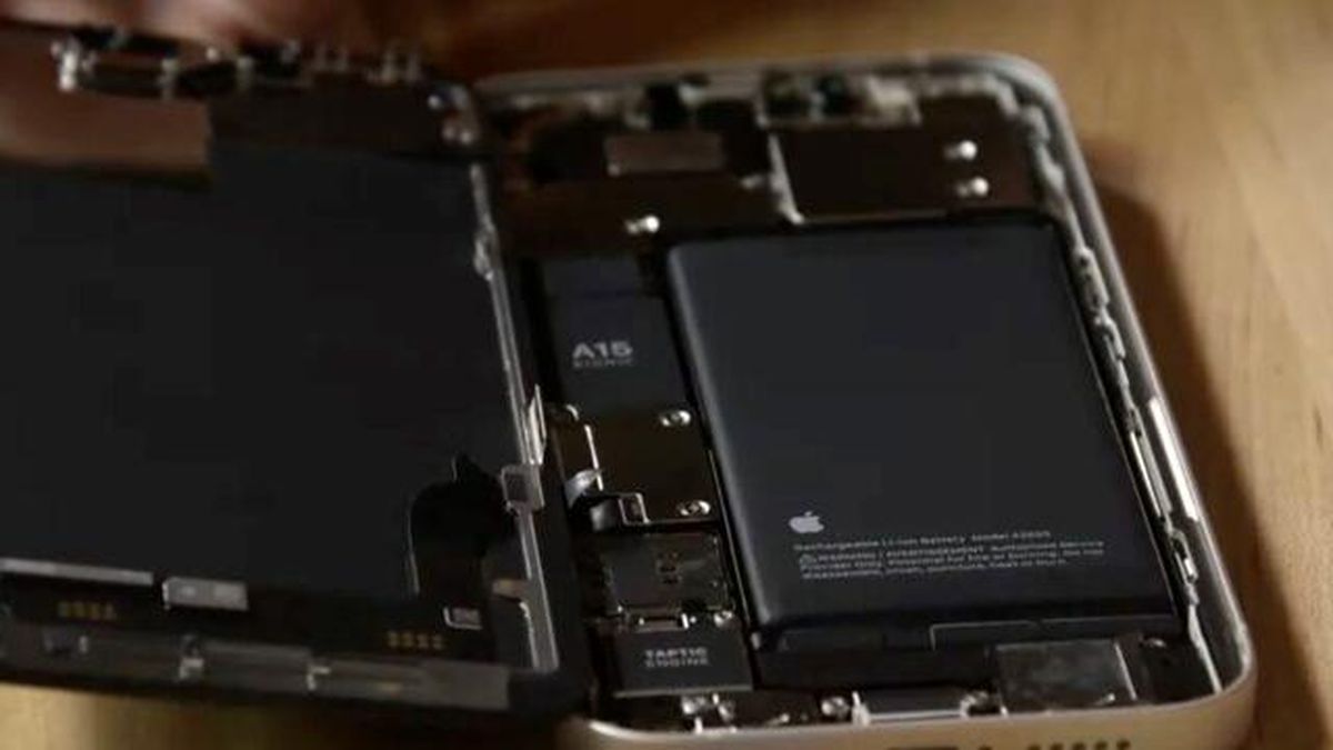 iPhone, değiştirilebilir batarya teknolojisine geri dönebilir