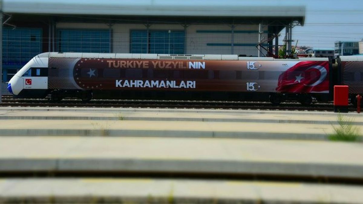 Türkiye Yüzyılı temalı 15 Temmuz treni Ankara'dan yola çıktı