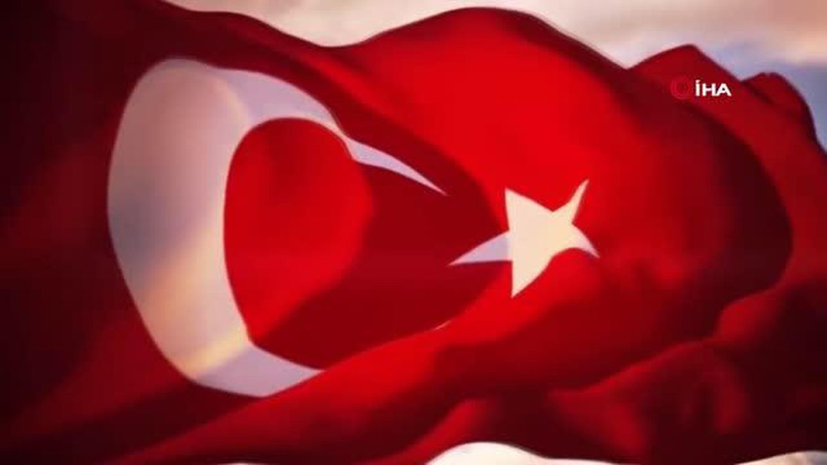 15 Temmuz şehitlerini işaret dili ile andılar