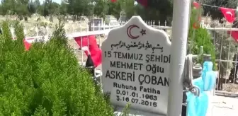 Diyarbakır'da 15 Temmuz şehitleri kabirlerinin başında anıldı