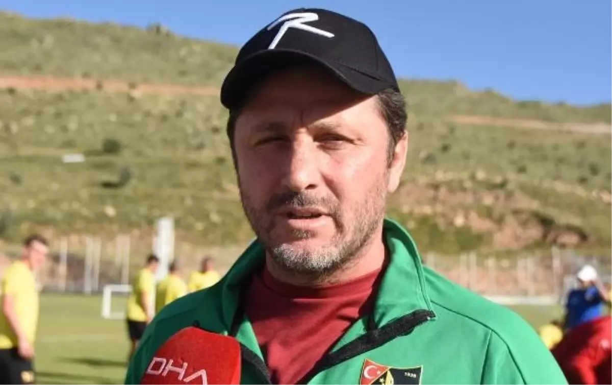 Fatih Tekke: Güçlü bir kadro yapmak için çaba sarf ediyoruz