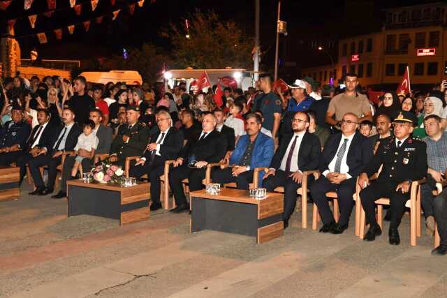 Muş Belediye Başkanı Feyat Asya: 15 Temmuz'da geleceğimize ve onurumuza sahip çıktık