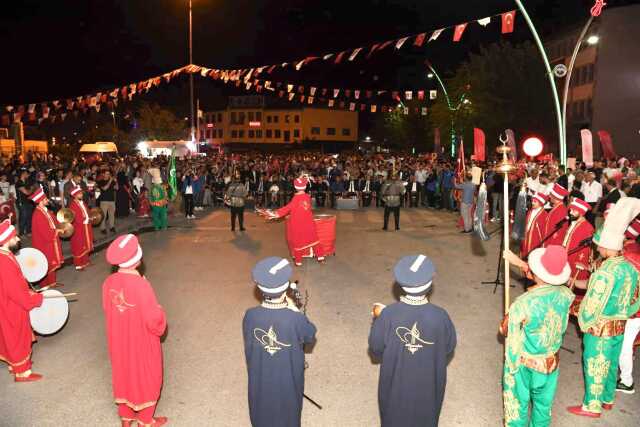 Muş Belediye Başkanı Feyat Asya: 15 Temmuz'da geleceğimize ve onurumuza sahip çıktık