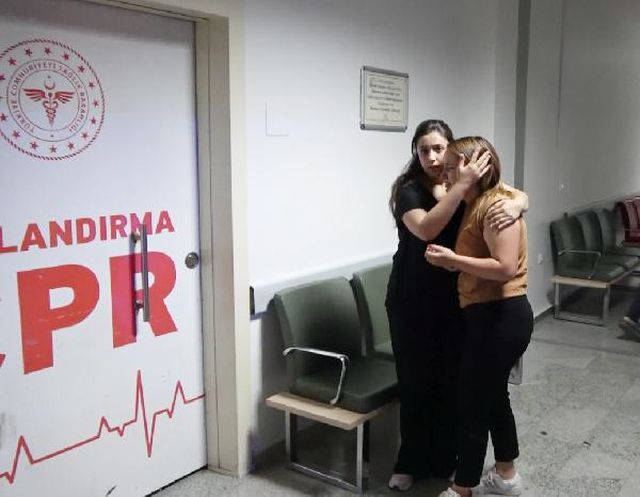 Aksaray'da Baba ve Oğlu Husumetliler Tarafından Bıçaklandı