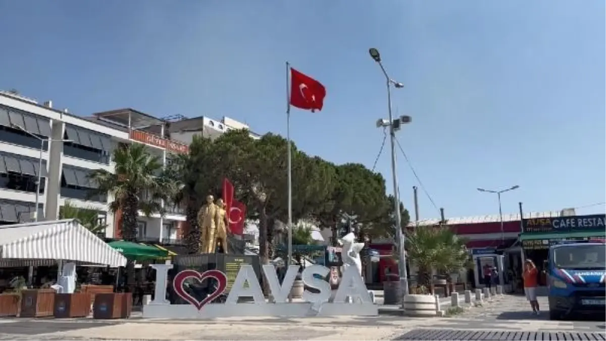 Avşa Adası'nda Tatilci Sayısı 200 Bine Ulaştı