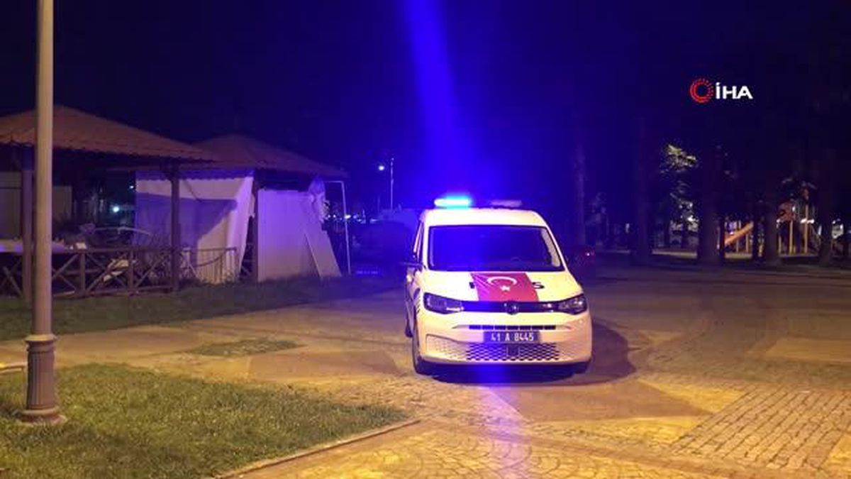 4 yaşındaki kız çocuğu, 7 metrelik şişme oyun parkından düşerek yaralandı