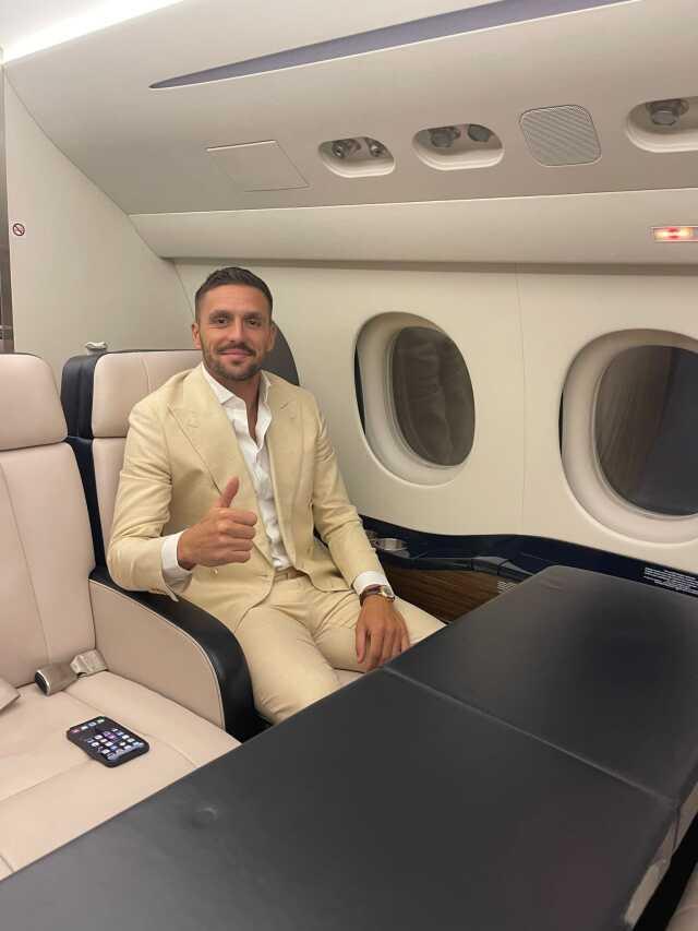 Fenerbahçe'den Beşiktaş'a yılın transfer çalımı! Dusan Tadic, İstanbul'a geldi Fenerbahçe'den Beşiktaş'a yılın transfer çalımı! Dusan Tadic, İstanbul'a geldi