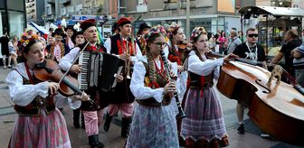 Sırbistan'da Uluslararası Öğrenci Folklor Festivali Başladı