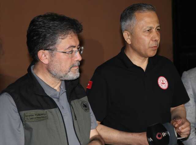 ÇANAKKALE YANGIN SON DURUM | Çanakkale yangını nerede, neden çıktı? Çanakkale son dakika yangın haberleri! 16-17 Temmuz Çanakkale yangın neden çıktı?