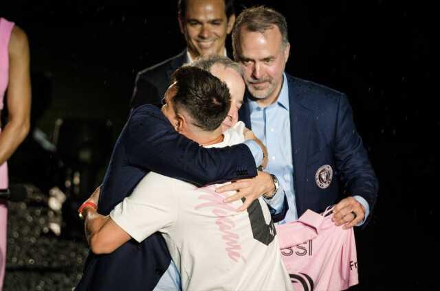 Dünya futbolunda eşine az rastlanır karşılama! Lionel Messi, ABD'yi salladı Dünya futbolunda eşine az rastlanır karşılama! Lionel Messi, ABD'yi salladı