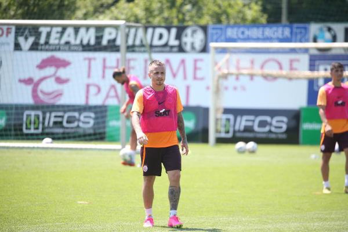Galatasaray'ın yeni transferi Angelino: 'Bu harika taraftarın önünde oynayacağım için çok mutluyum'