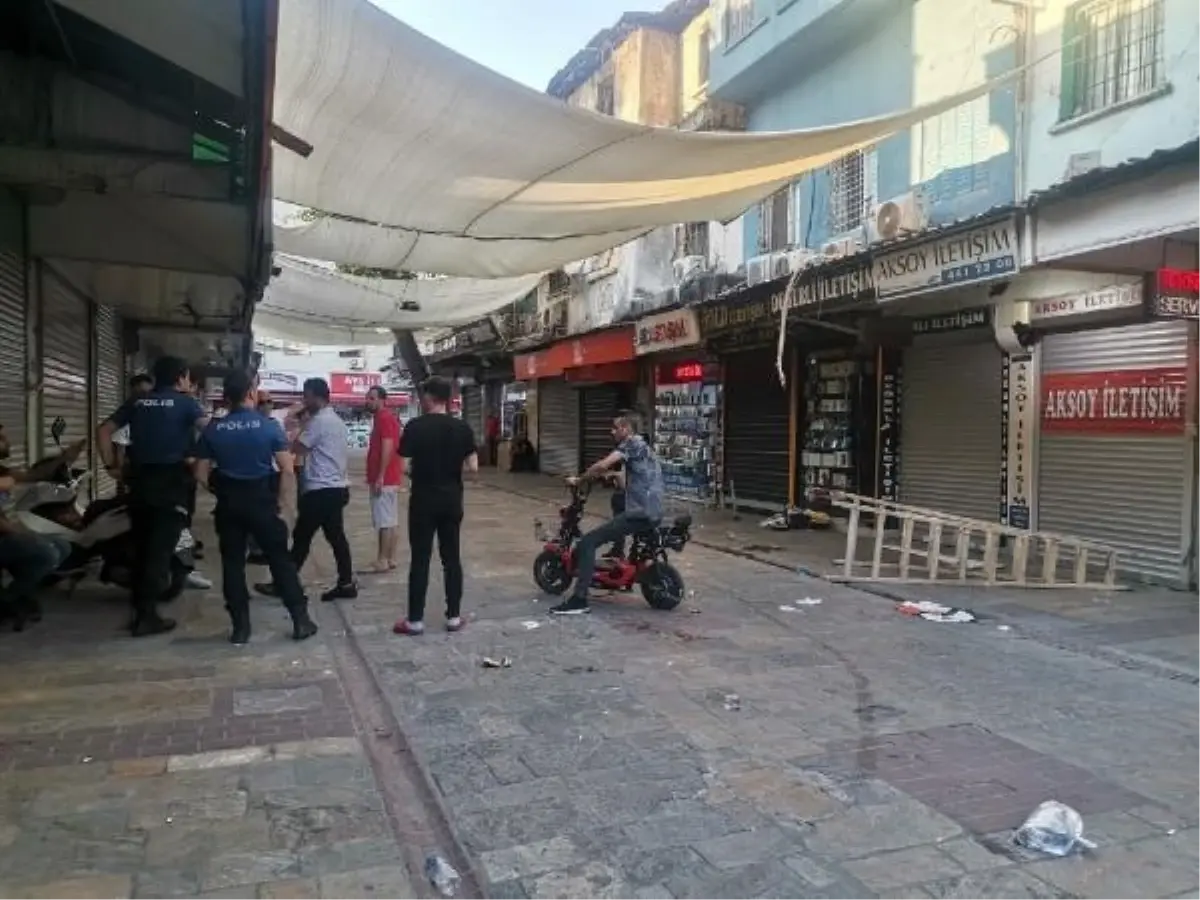 İzmir'de Klima Montajı Yaparken Elektrik Akımına Kapılan İşçi Hayatını Kaybetti