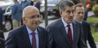 Mehmet Şimşek'ten kamu kurumlarına tasarruf genelgesi! Deprem hariç tüm harcamalar gözden geçirilecek