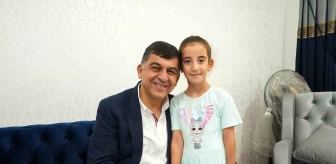 Şehitkamil Belediye Başkanı Rıdvan Fadıloğlu, Edebali İlkokulu öğrencisine tablet hediye etti