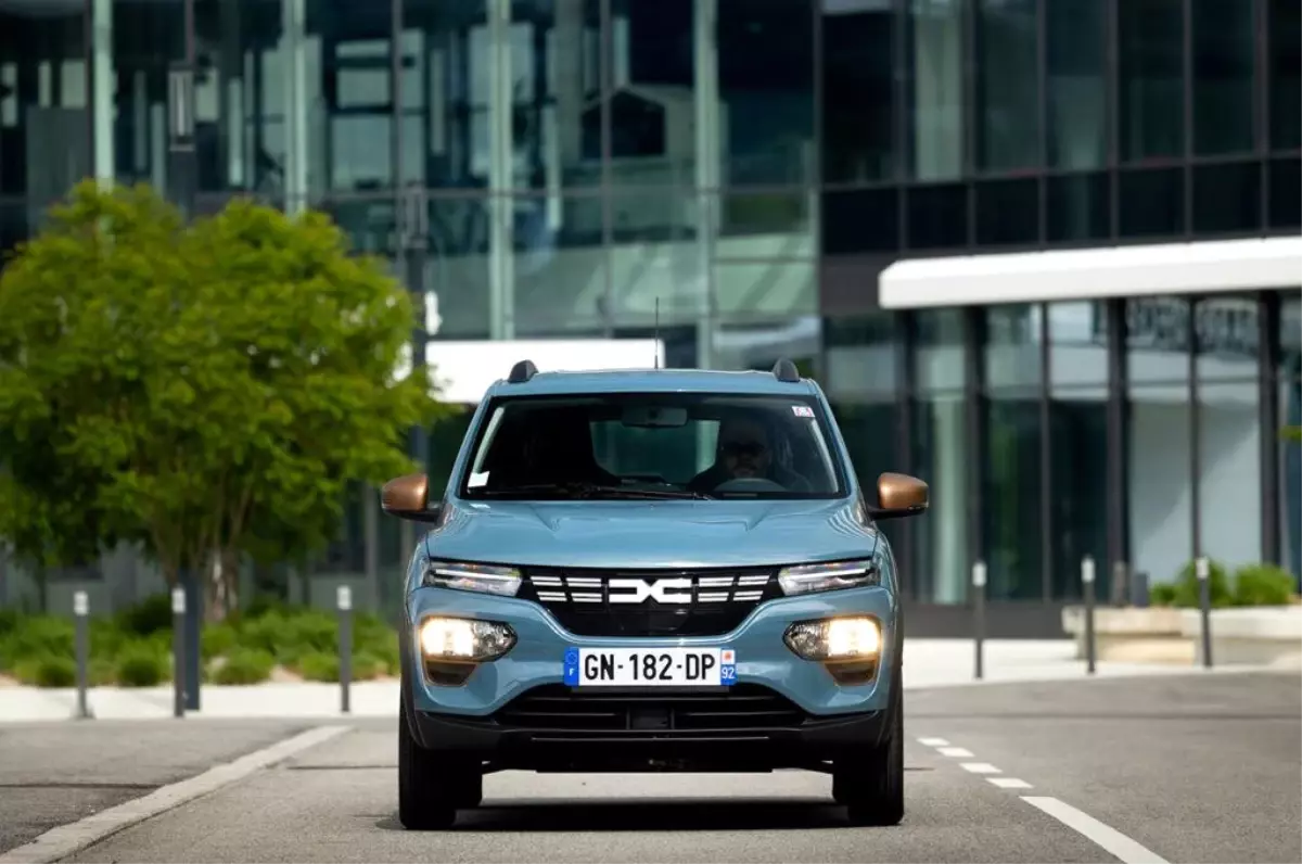 Tamamen elektrikli Dacia Spring'in Türkiye fiyatı açıklandı