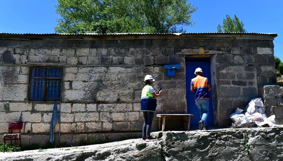 Tunceli'de deprem hasar tespit çalışmaları devam ediyor