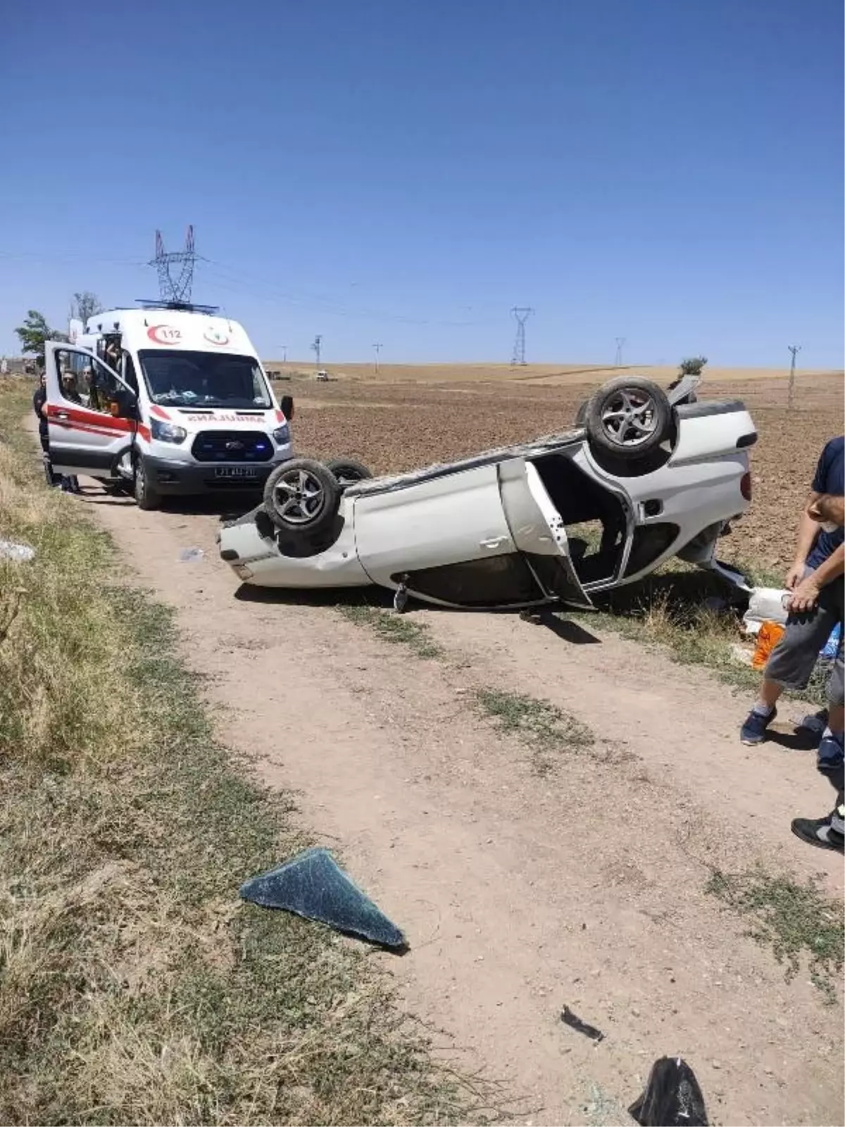 Kırıkkale'de Otomobil Şarampole Devrildi: 4 Yaralı