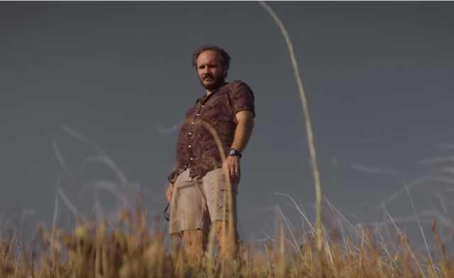 Kuru Otlar Üstüne filmi ne zaman vizyona girecek? Kuru Otlar Üstüne filmi nerede çekildi? Kuru Otlar Üstüne filmi konusu nedir, oyuncu kadrosu kimler?