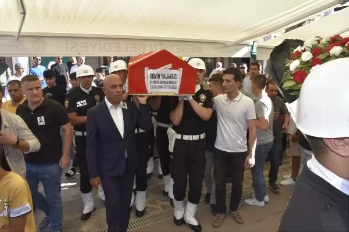 Menemen'de Öldürülen Bekçi Semih Yalvarıcı Toprağa Verildi