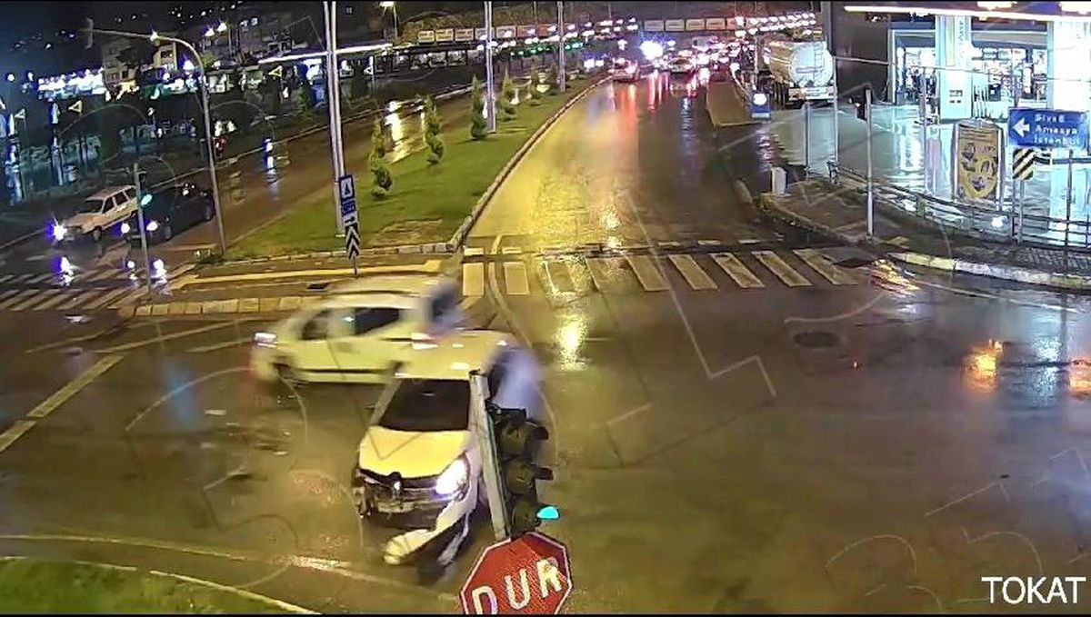 Tokat'ta trafik kazaları kameralara yansıdı