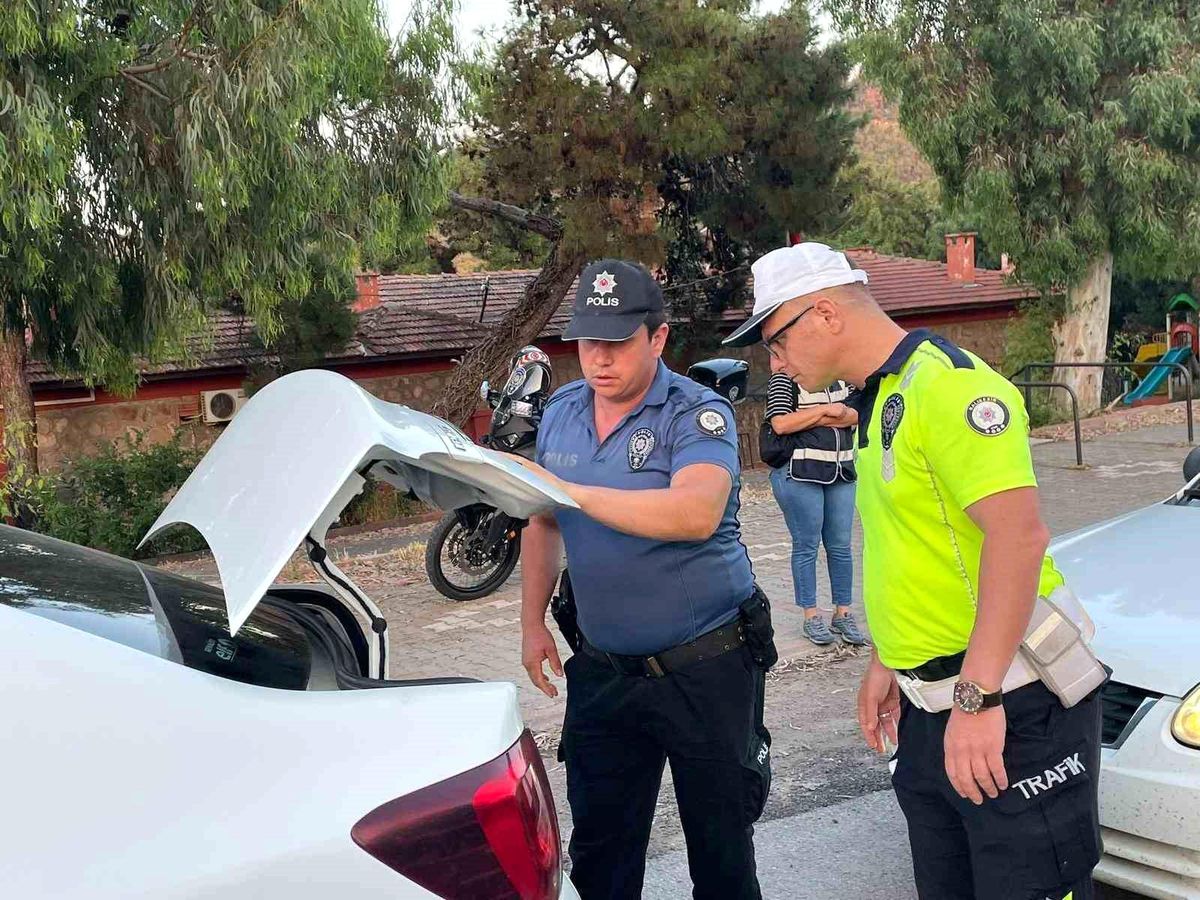 Balıkesir'de Huzur Operasyonunda 291 Şahıs Gözaltına Alındı