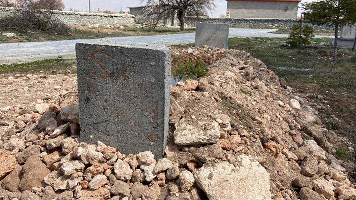 Caniliğini deliliğe vurdu ama işe yaramadı! 3 yaşındaki kızını boğazını keserek öldüren anneye müebbet hapis istemi