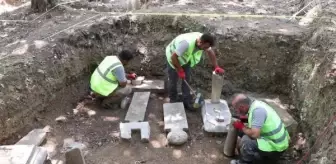 Eyüpsultan'a açık hava müzesi; 19'uncu yüzyıla ait mezar taşları gün yüzüne çıktı