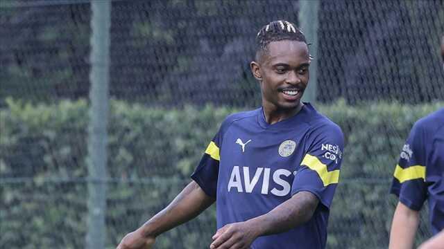 Fenerbahçe'den hiç hesapta olmayan karar! Lincoln Henrique'nin sözleşmesi askıya alınıyor