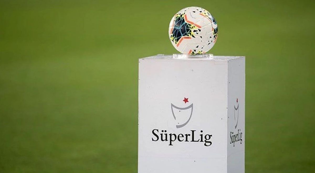 Ligin ilk derbisi ne zaman, hangi gün 2023? Süper Lig'de ilk derbi maçı ne zaman oynanacak, hangi takımlar arasında yapılacak?