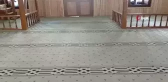 Restorasyon sonrası ilk namaz, ilk heyecan - Edremit Mahkeme Camii yeniden ibadete açıldı