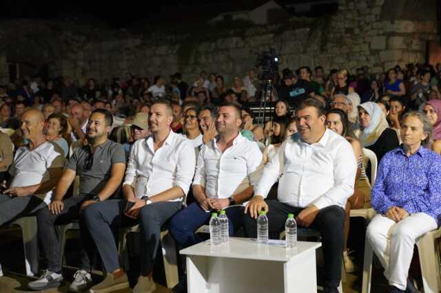 Kaleiçi'nde Nez rüzgarı Kaleiçi'nde Nez rüzgarı